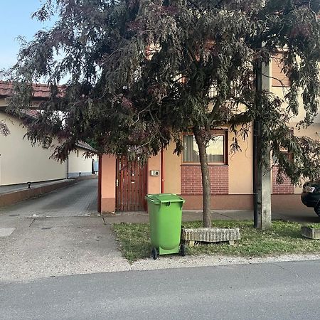 Brookforest Family Apartman Hajduszoboszlo Exterior photo